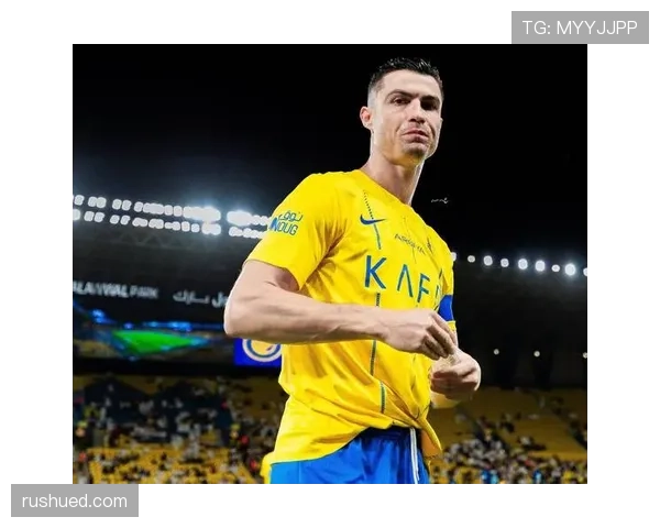 C罗与内马尔生涯后期竞技状态分化：效率、角色适应与表现稳定性解析