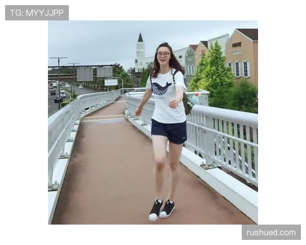 惠若琪退役后这生活也太爽了吧，自律到连周末都雷打不动五点起床？